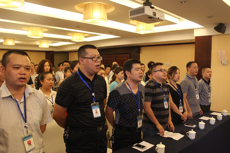 乘風(fēng)破浪，再創(chuàng)輝煌——新思路裝飾召開七月工